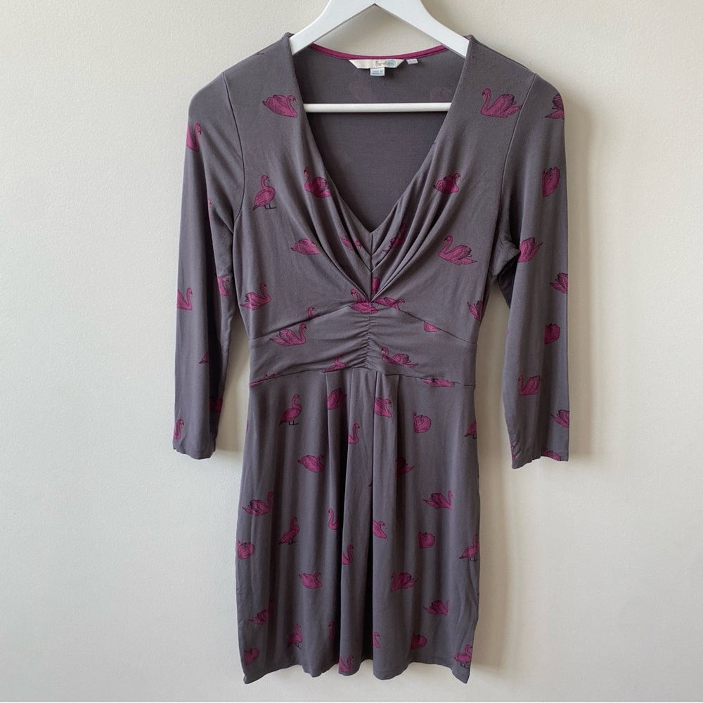 Boden Marion Gray Tunic Dress with Pink Swan Pattern Size 4